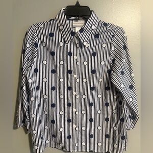 Alfred Dunner Petite Small Striped Polka Dot Navy & White Button up shirt